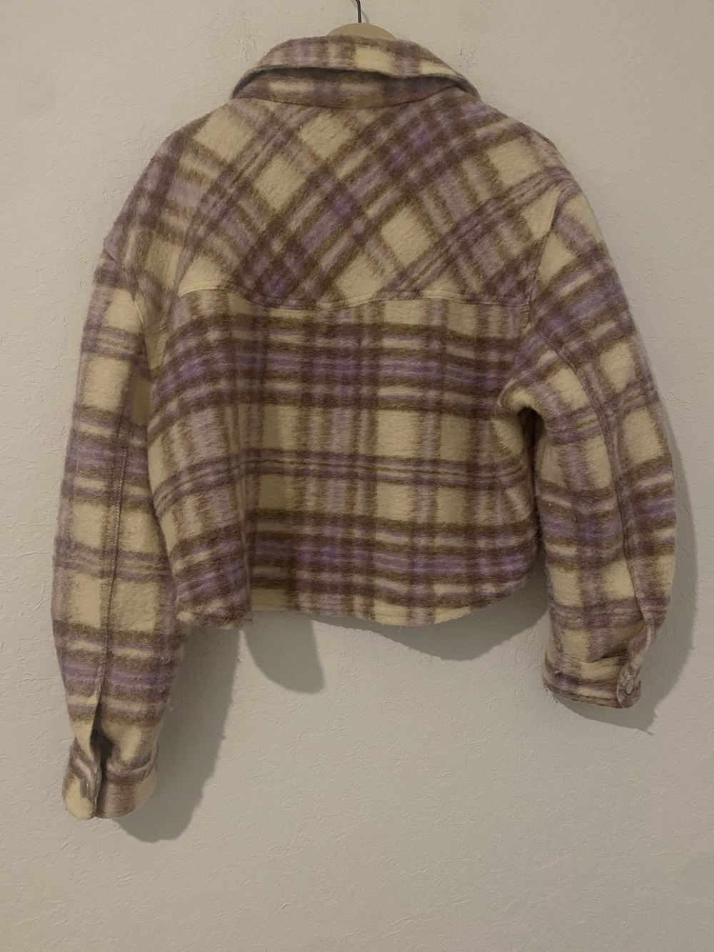 Zara Lavender & Cream Plaid Cropped Shacket - Picture 4 of 6